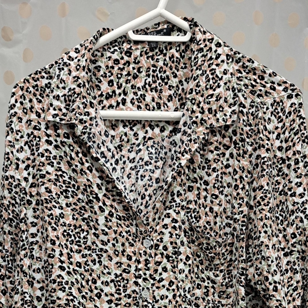 Button-Down Shirt - Picture 6 of 6